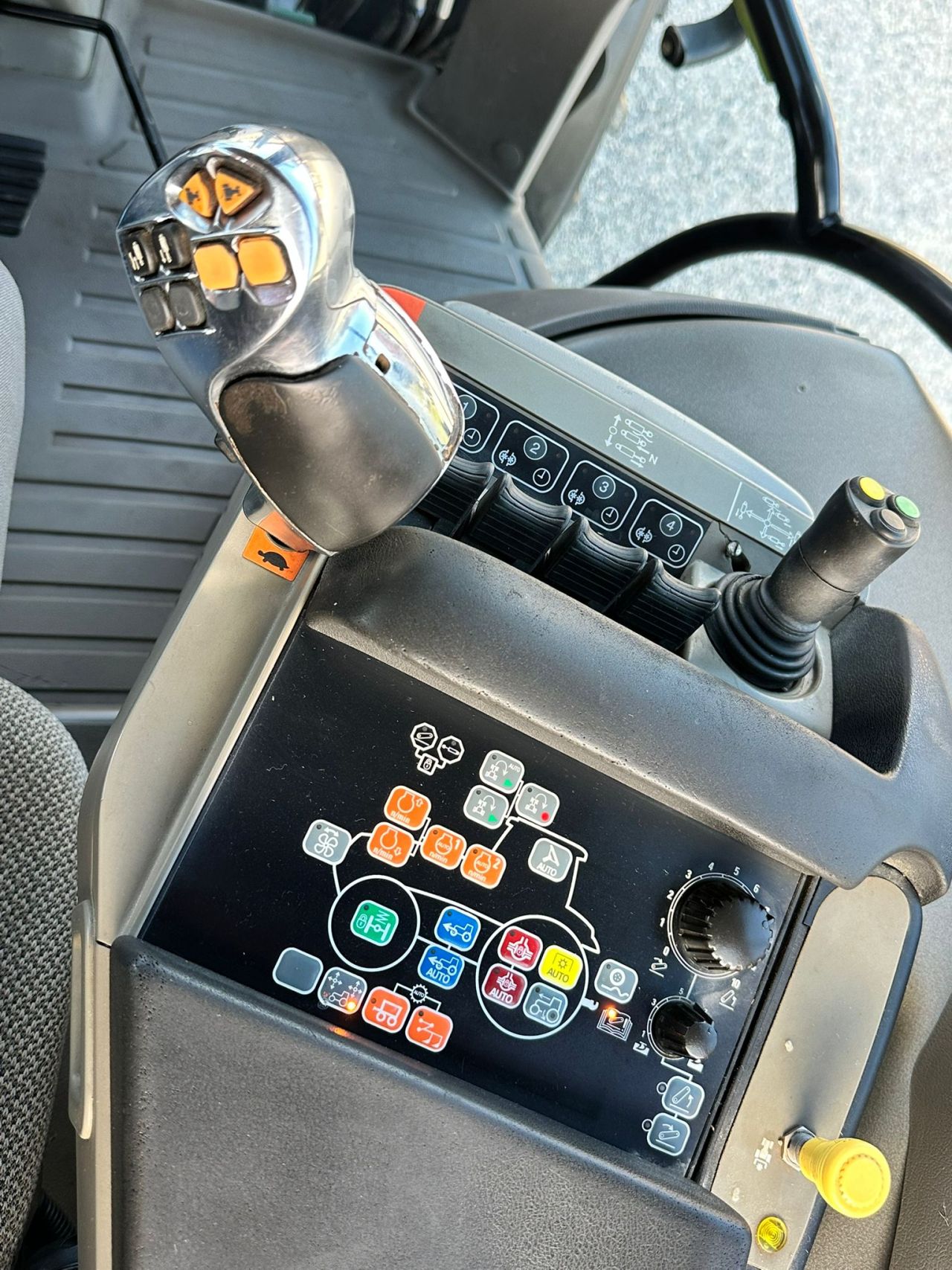 TE KOOP: zeer nette CASE MAXXUM 110