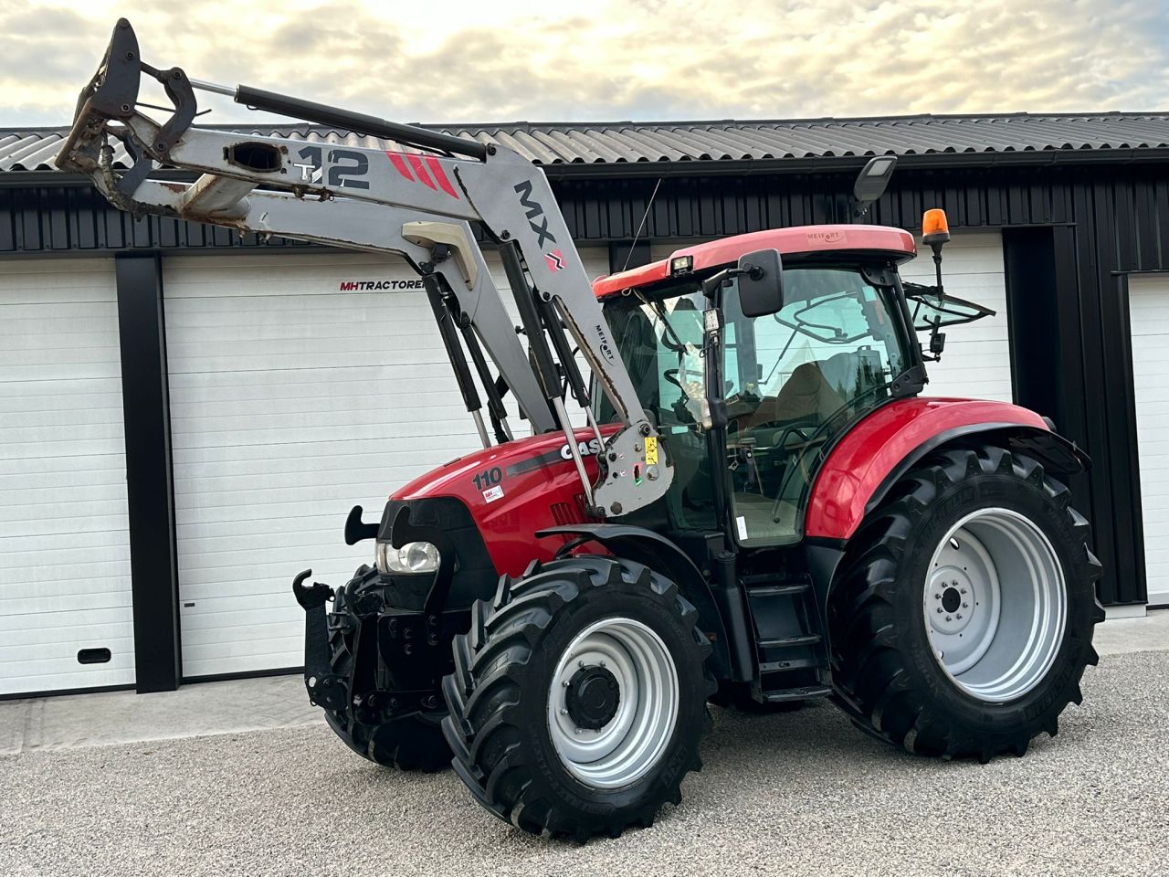 TE KOOP: zeer nette CASE MAXXUM 110