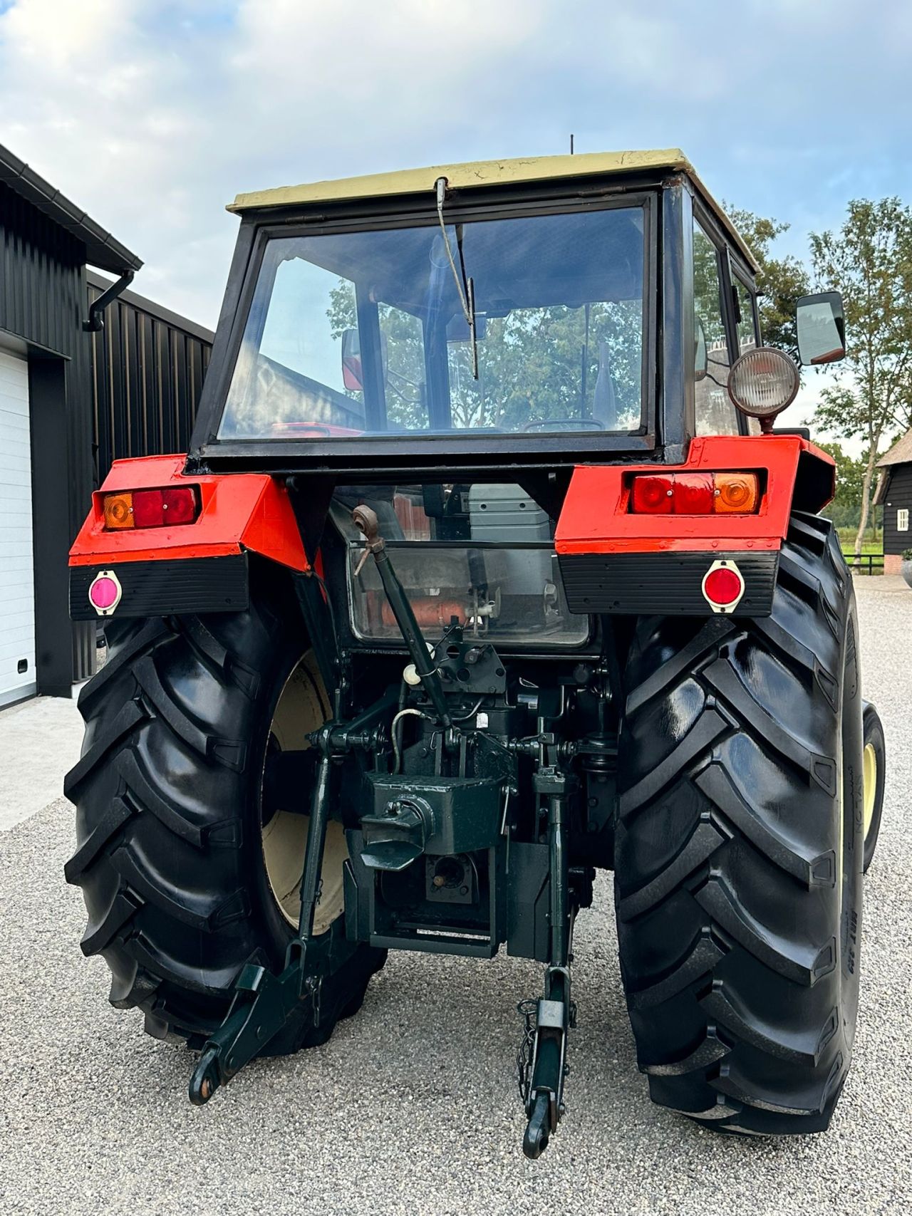 TE KOOP: zeer nette URSUS BISON 85