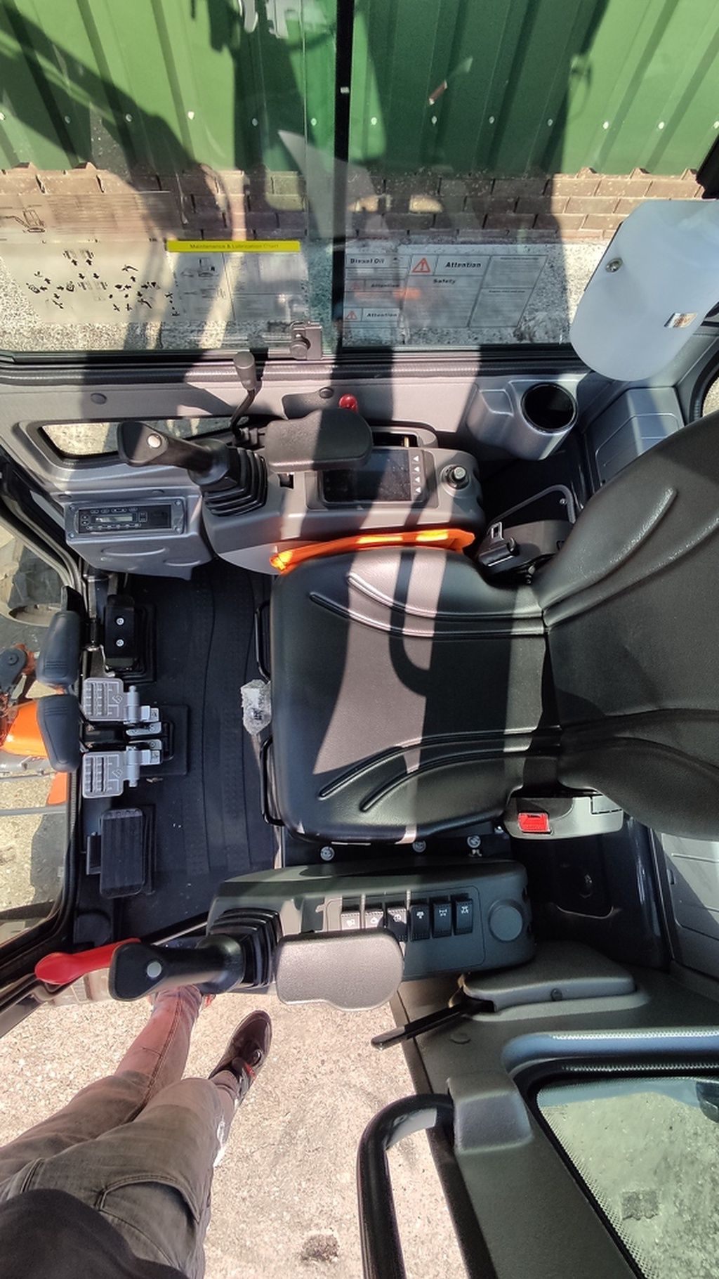 Atlas AC20F