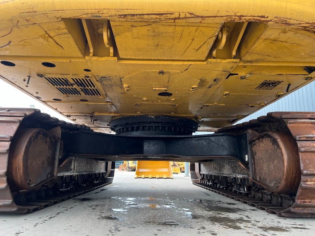 CAT 330F L