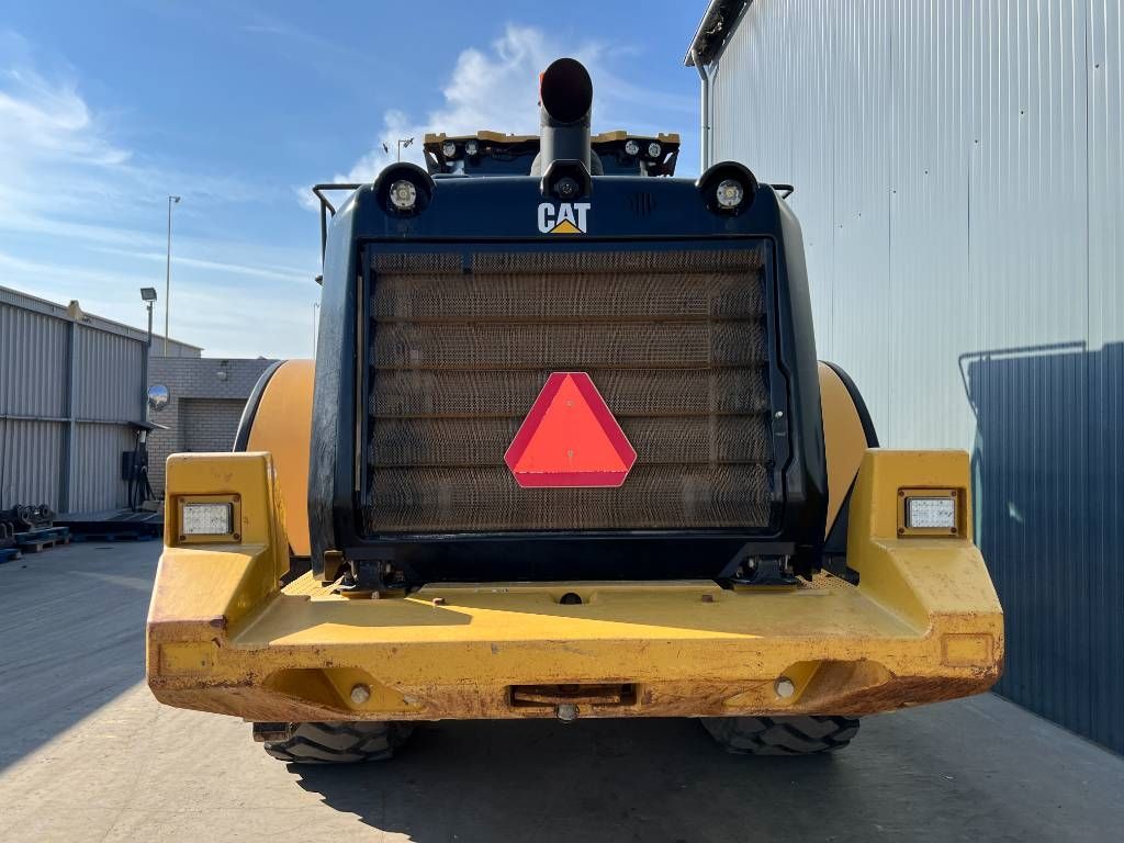 CAT 972M