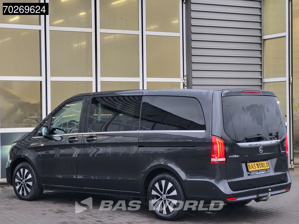 Mercedes V-Klasse 220 Ex.BPM/BTW Automaat Personenvervoer 7-Persoons L2H1 Trekhaak LED Navi Leder Airco Cruise Camera CarPlay Parkeersensoren Standkachel Euro6 Taxi TV Passenger Transport A/C Double cabin Towbar Cruise control