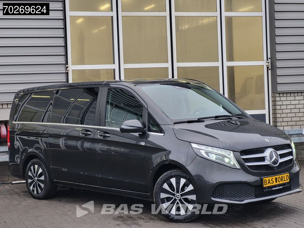 Mercedes V-Klasse 220 Ex.BPM/BTW Automaat Personenvervoer 7-Persoons L2H1 Trekhaak LED Navi Leder Airco Cruise Camera CarPlay Parkeersensoren Standkachel Euro6 Taxi TV Passenger Transport A/C Double cabin Towbar Cruise control