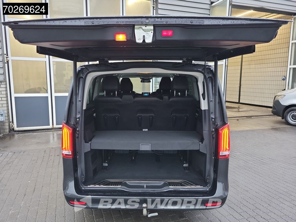 Mercedes V-Klasse 220 Ex.BPM/BTW Automaat Personenvervoer 7-Persoons L2H1 Trekhaak LED Navi Leder Airco Cruise Camera CarPlay Parkeersensoren Standkachel Euro6 Taxi TV Passenger Transport A/C Double cabin Towbar Cruise control