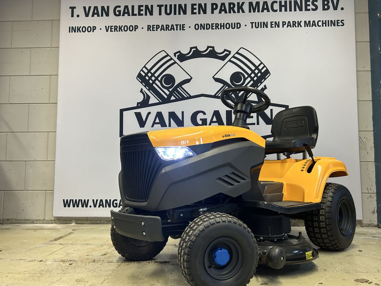 Stiga E-ride S300 Zitmaaier