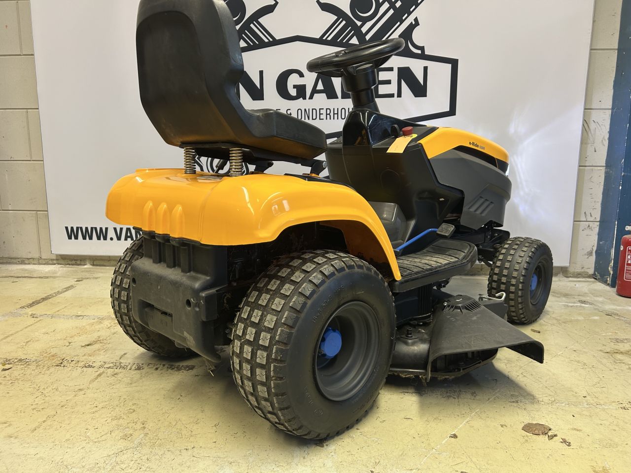 Stiga E-ride S300 Zitmaaier