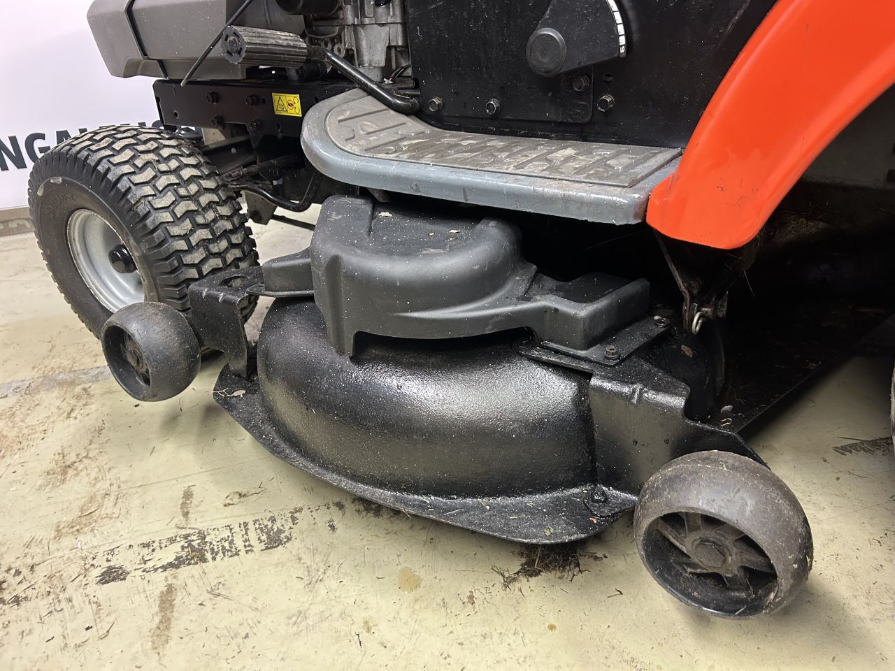 Husqvarna CTH150 2cil Zitmaaier