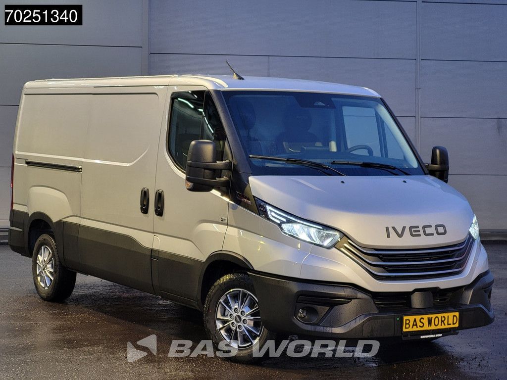 Iveco Daily 35S21 3.0L Automaat L2H1 210PK Laag Dak 2025-Model 3,5t Trekhaak ACC Navi LED Camera Parkeersensoren Euro6 L2 8m3 A/C Towbar