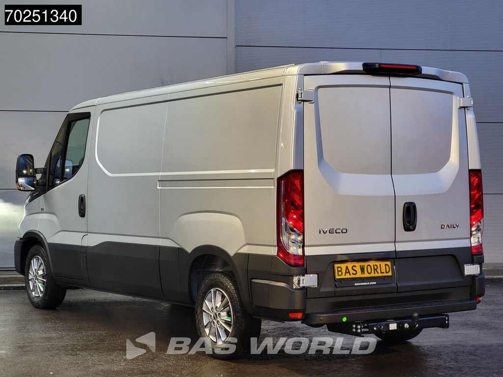Iveco Daily 35S21 3.0L Automaat L2H1 210PK Laag Dak 2025-Model 3,5t Trekhaak ACC Navi LED Camera Parkeersensoren Euro6 L2 8m3 A/C Towbar
