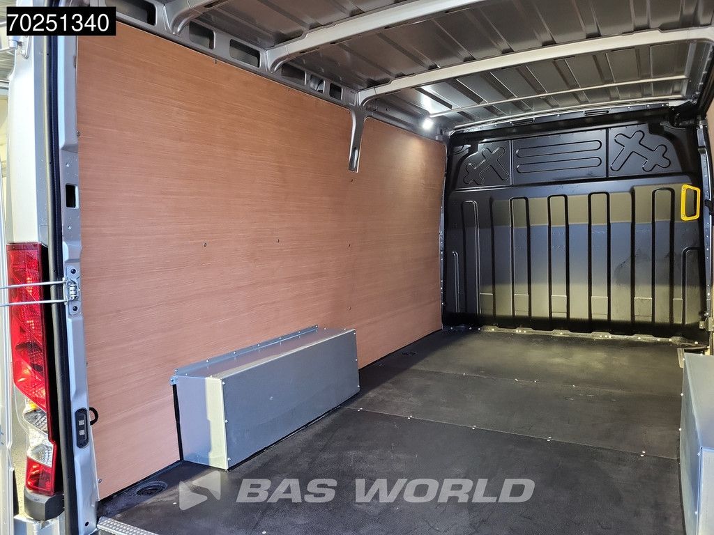 Iveco Daily 35S21 3.0L Automaat L2H1 210PK Laag Dak 2025-Model 3,5t Trekhaak ACC Navi LED Camera Parkeersensoren Euro6 L2 8m3 A/C Towbar