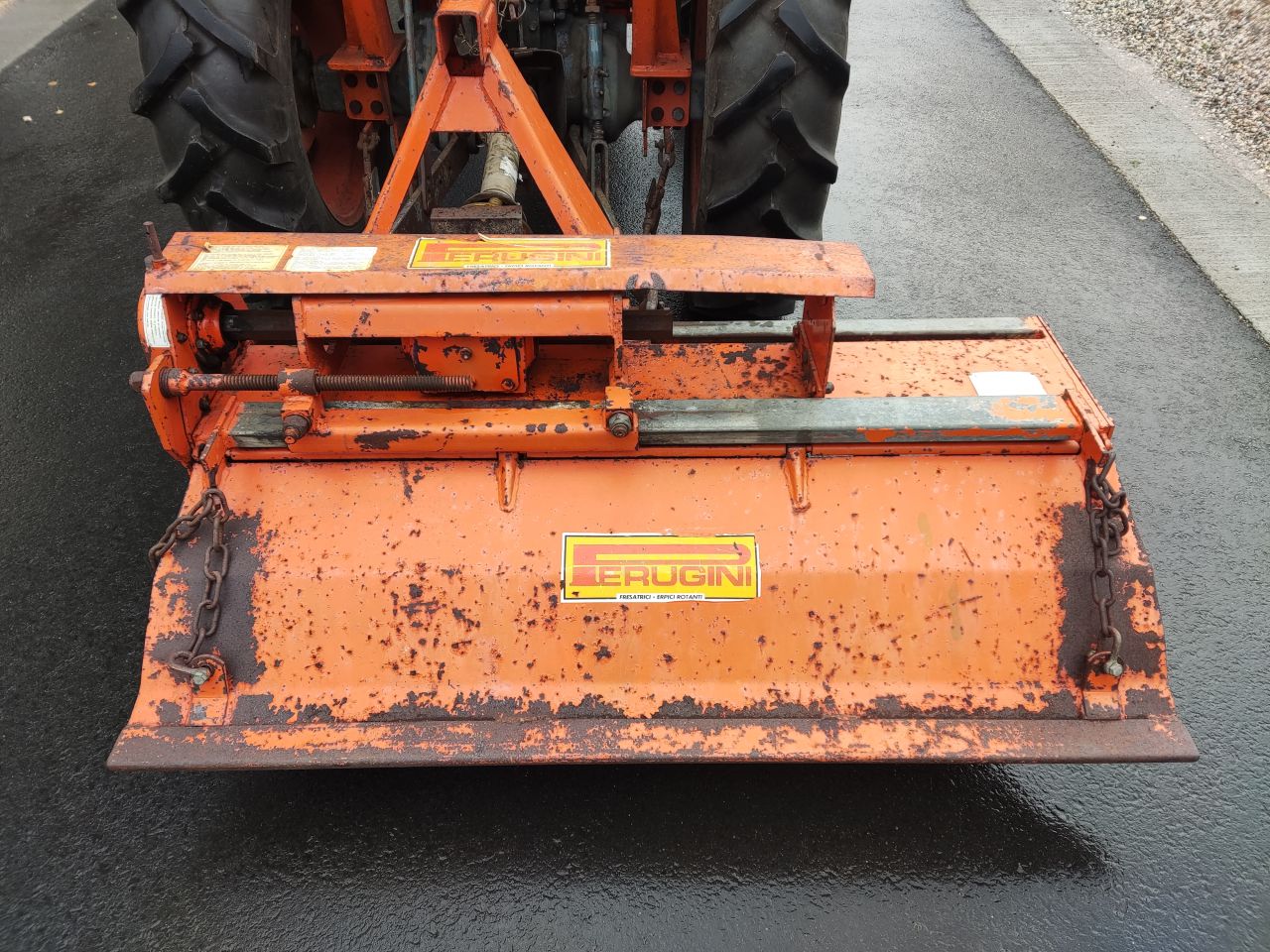 PERUGINI frees (type DF145, werkbreedte 145 cm., i.g.s.)