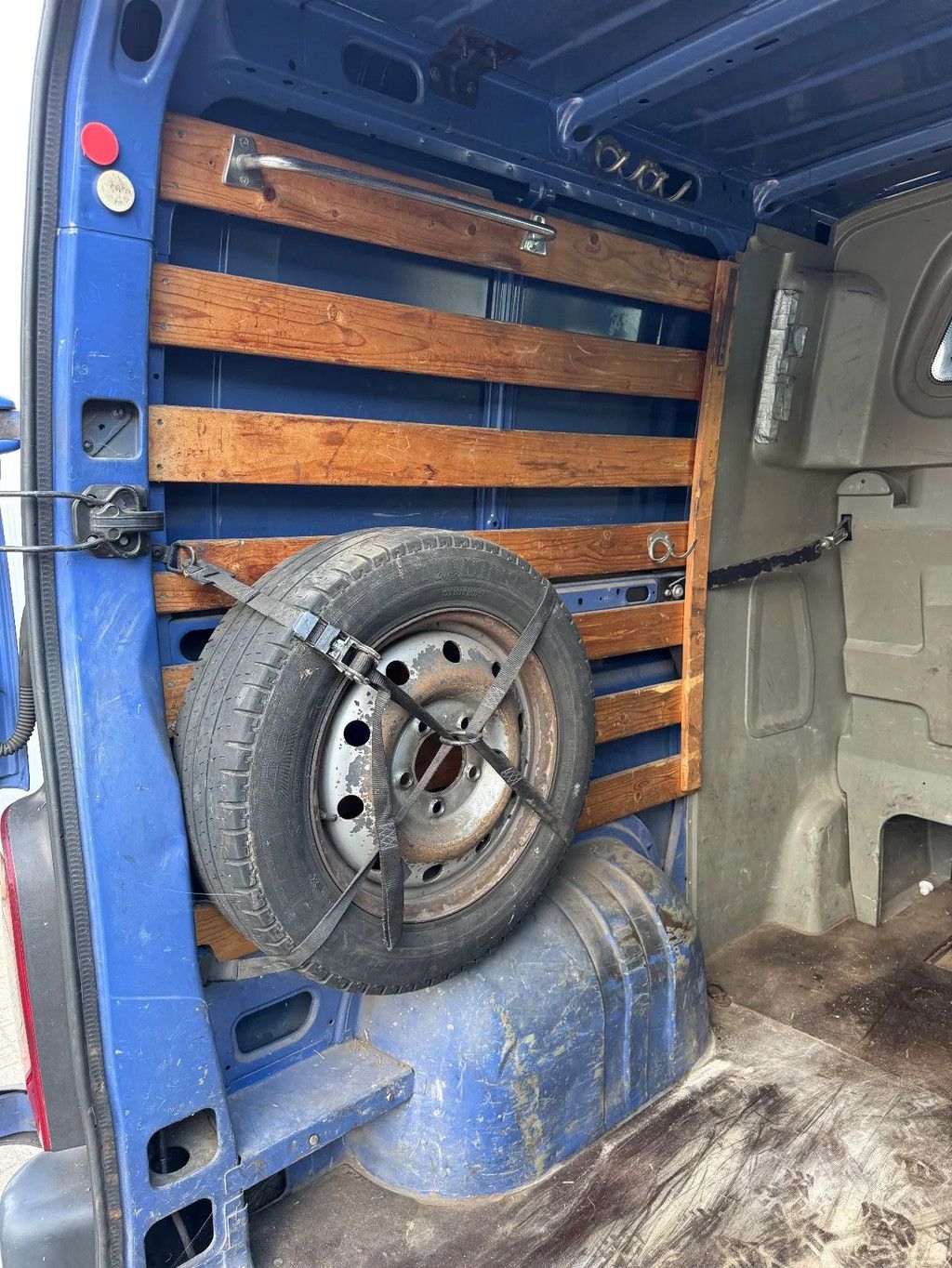 Renault Master **DCI80-AIRCO-5SEATS**