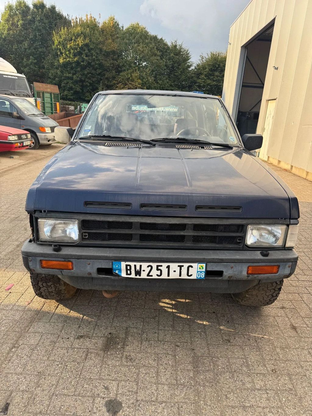 Nissan Terrano **4X4-DIESEL-LONG CHASSIS**