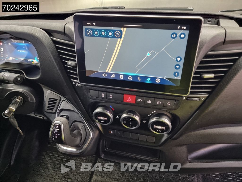 Iveco Daily 35C18 3.0L Automaat 180PK 2025-Model Dubbel Cabine Open laadbak Dubbellucht Navi ACC LED 3,5T Trekvermogen Euro6 Pritsche Pickup A/C Double cabin