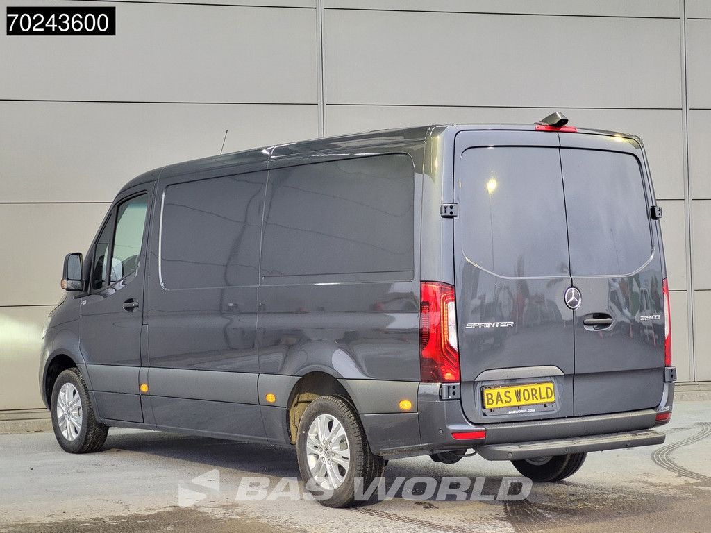 Mercedes Sprinter 319 CDI Automaat L2H1 2025model ACC LED Navi Camera Velgen 9m3 Klima