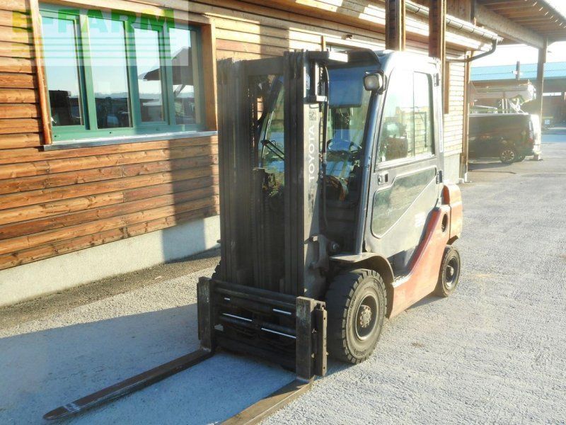 Toyota 02-8fdf25 triplex + ss + zv + kabine