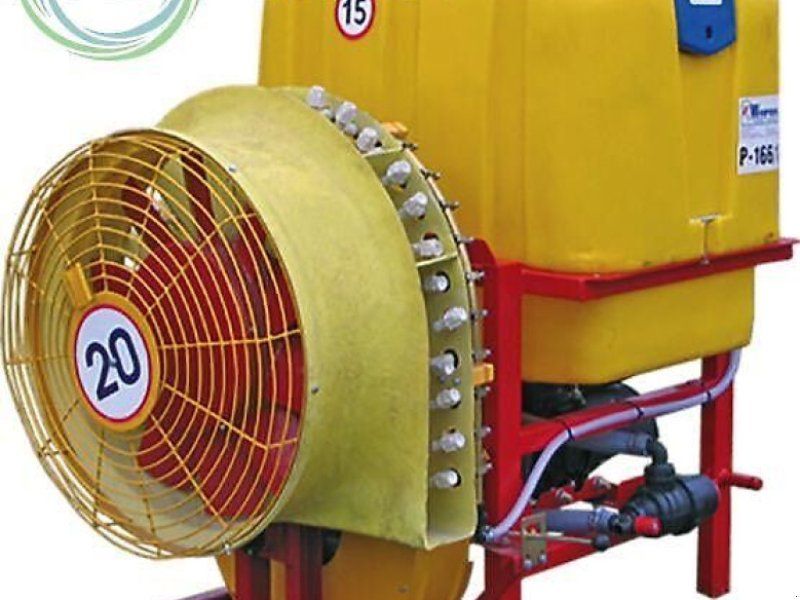 Woprol opryskiwacz sadowniczy zawieszany P166, 400 l