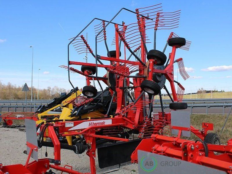Zgrabiarka dwukaruzelowa Harmak HT-745