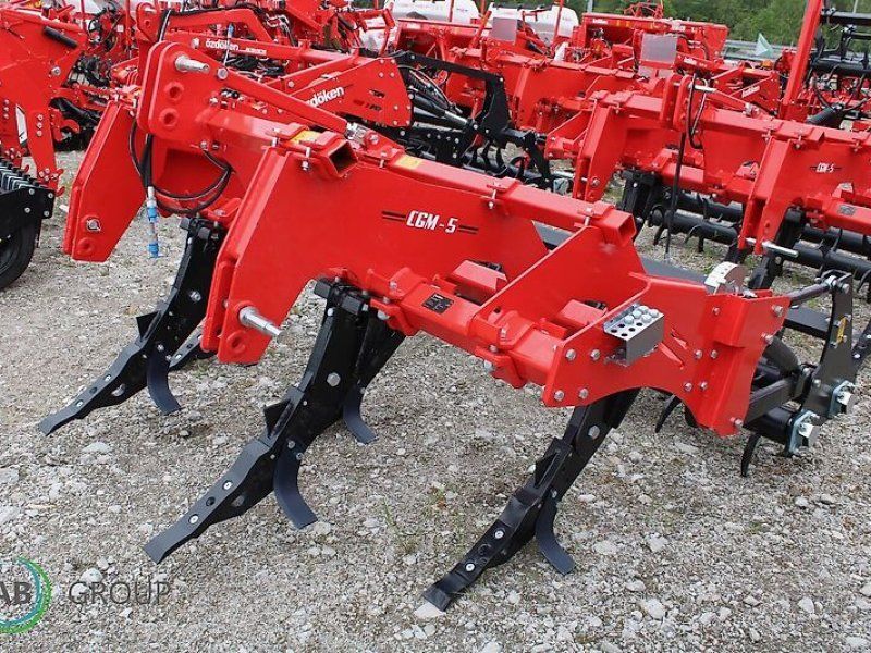 Pług dłutowy Ozdoken CGM-5 5 łap