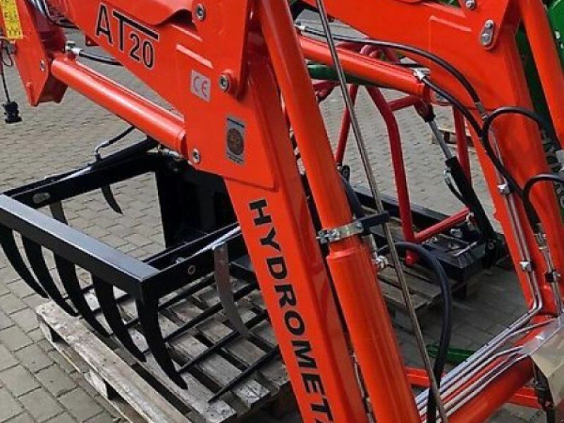 Hydrometal ładowacz czołowy AT-20