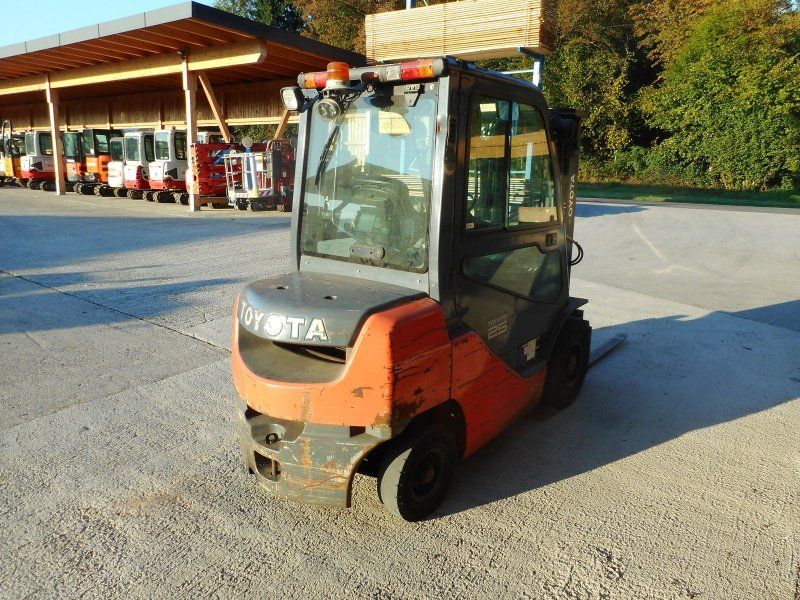 Toyota 02-8FDF25 Tripl + SS + ZV + Kabine