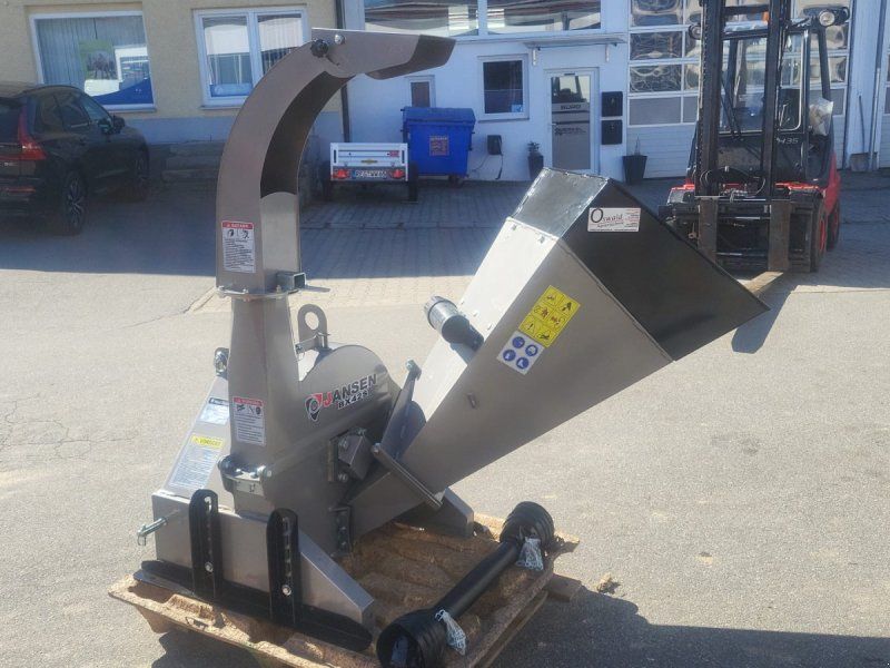Wood Chipper B42