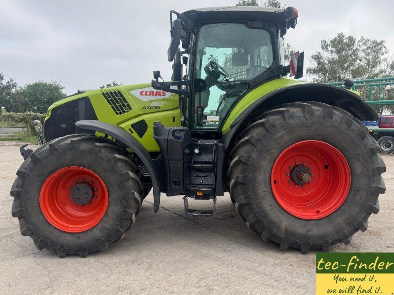 Claas Axion 810 CMatic