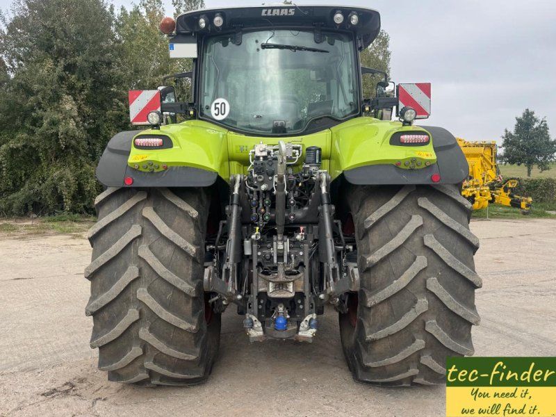 Claas Axion 810 CMatic