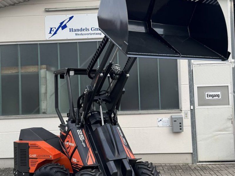 Cast Group Genesis 25