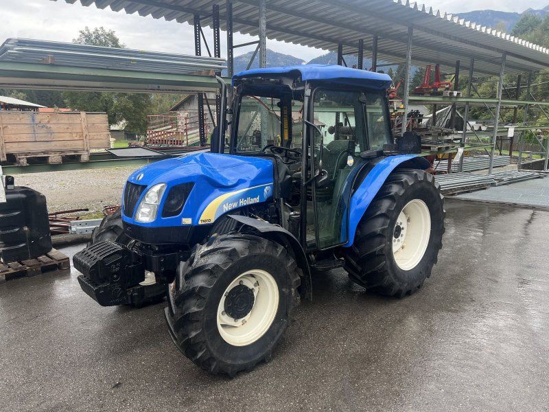 New Holland TN-D 85 A