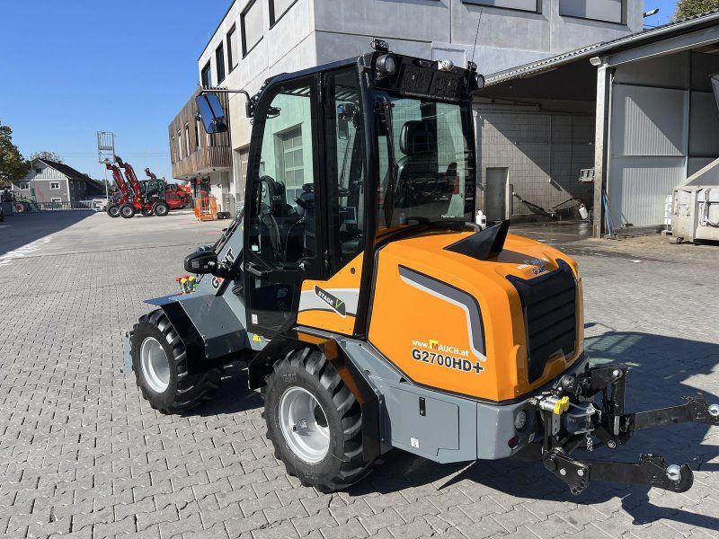 Giant 2700 HD+ mit Kabine Euro & Heckhydraulik Kat 2