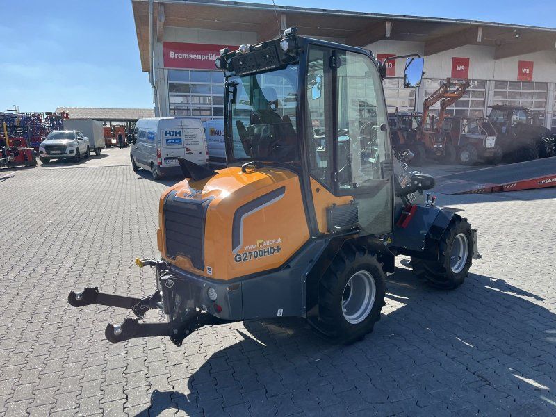 Giant 2700 HD+ mit Kabine Euro & Heckhydraulik Kat 2