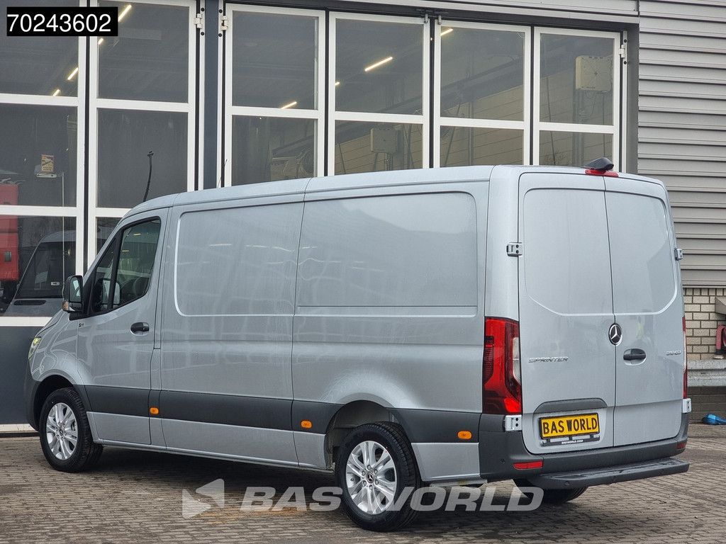 Mercedes Sprinter 319 CDI Automaat L2H1 2025model ACC LED Navi Camera Velgen 9m3 Airco
