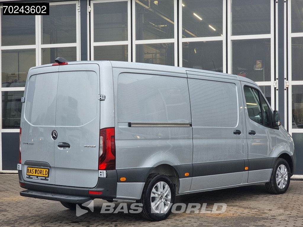Mercedes Sprinter 319 CDI Automaat L2H1 2025model ACC LED Navi Camera Velgen 9m3 Airco