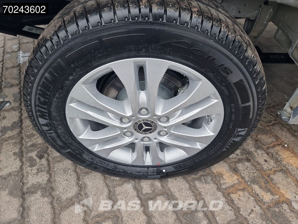 Mercedes Sprinter 319 CDI Automaat L2H1 2025model ACC LED Navi Camera Velgen 9m3 Airco