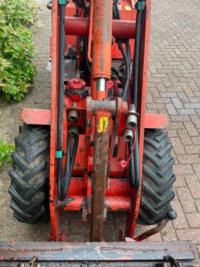 Schäffer 222 shovel minilader