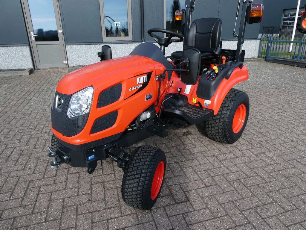 Kioti CS2510 4wd HST / 00001 Draaiuren / Actieprijs