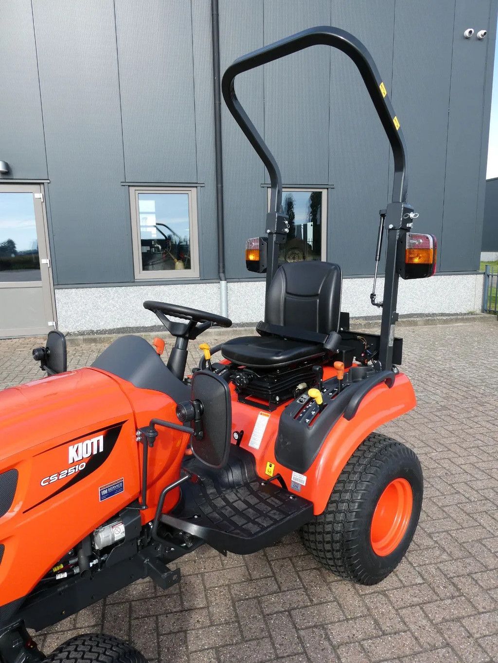 Kioti CS2510 4wd HST / 00001 Draaiuren / Actieprijs