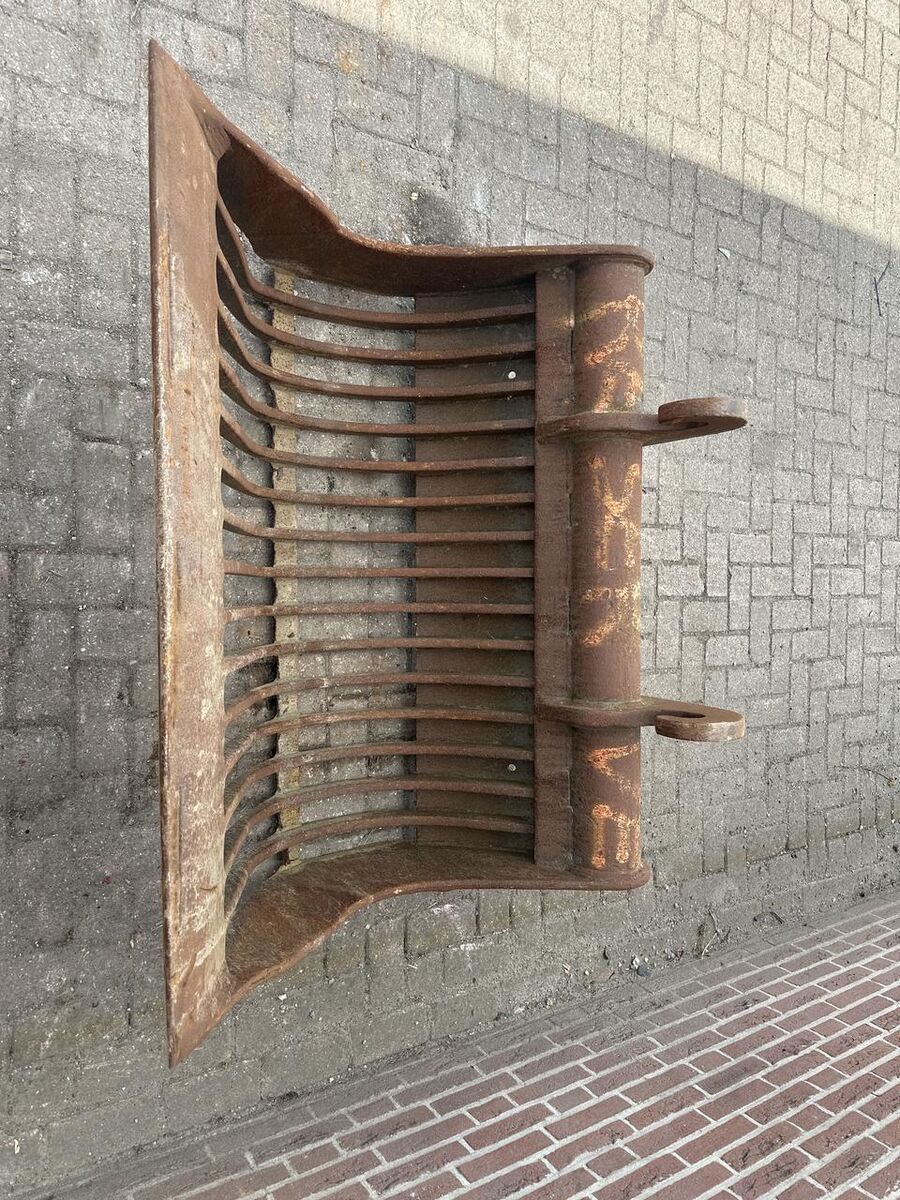 Puinbak CW 30 1300 MM grading bucket