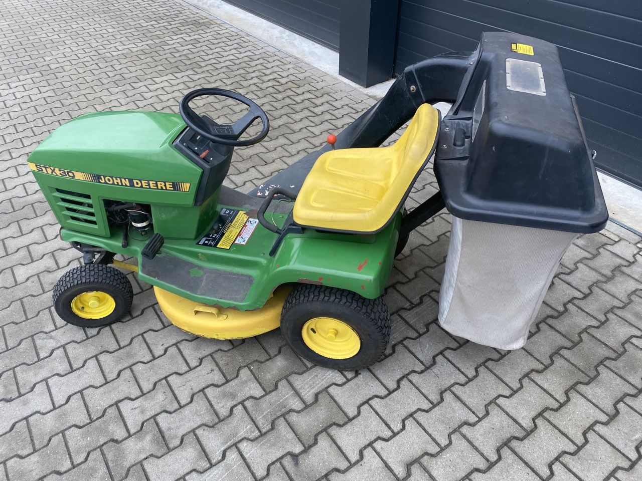 John Deere STX 30 Zitmaaier