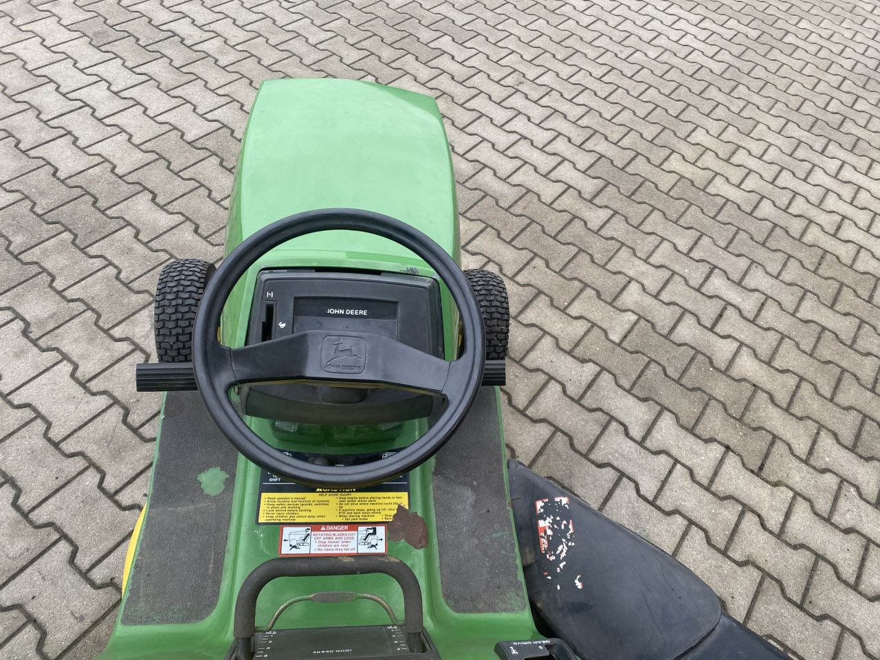 John Deere STX 30 Zitmaaier