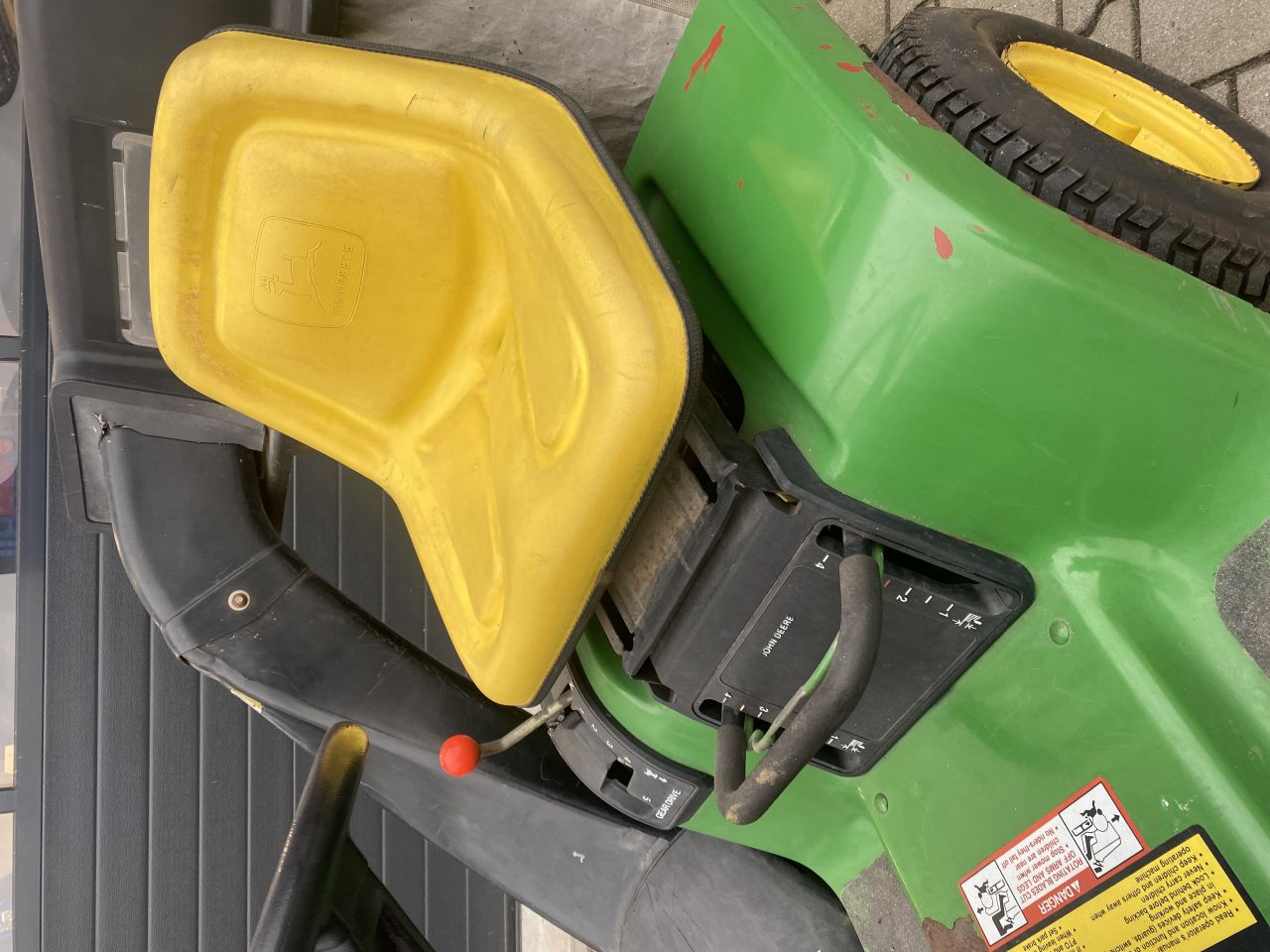 John Deere STX 30 Zitmaaier
