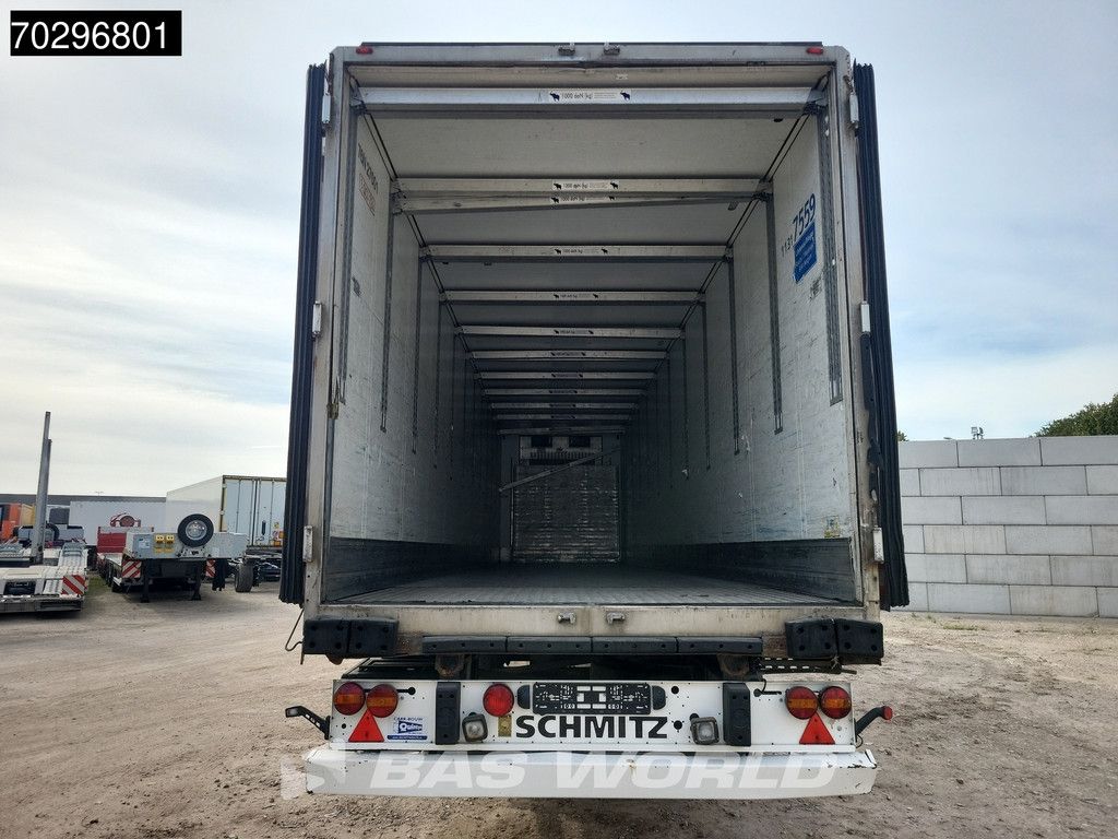 Schmitz SCB*S3B Doppelstock Lift Axle