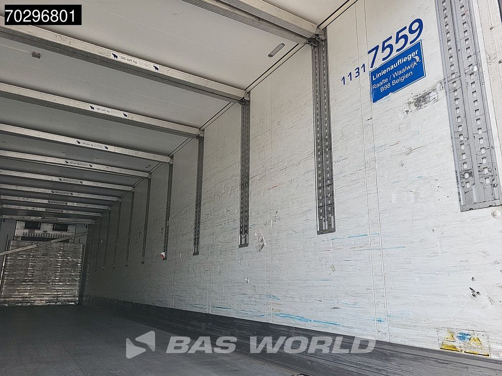 Schmitz SCB*S3B Doppelstock Lift Axle