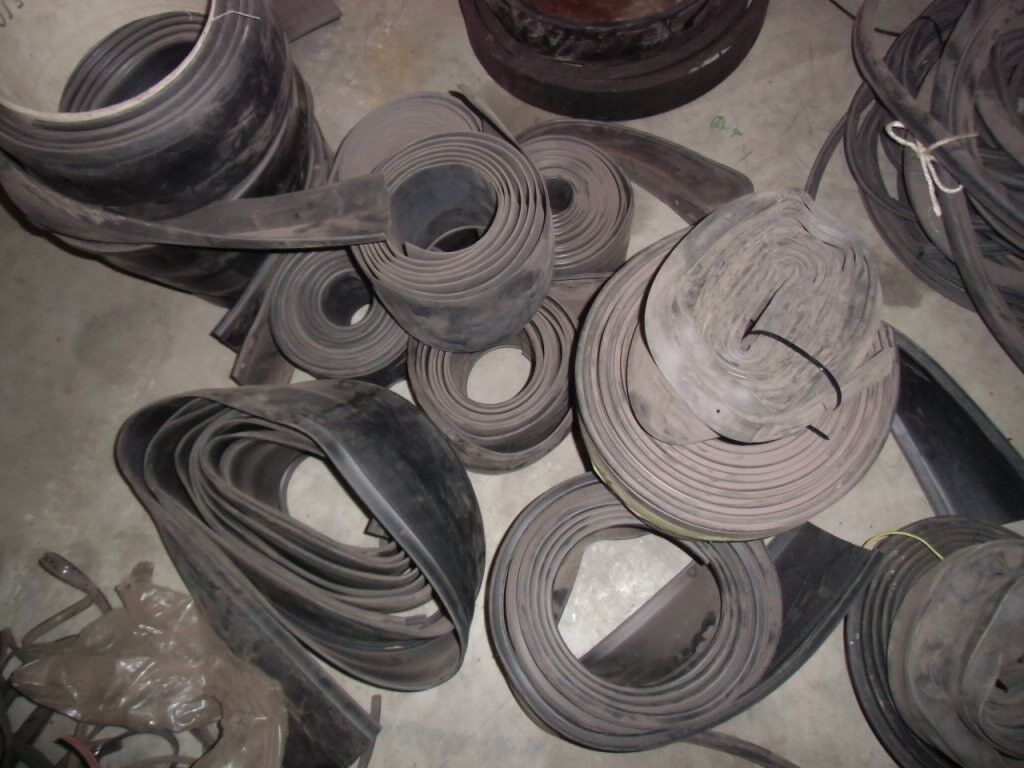 Rubber profiel other operating parts for truck body