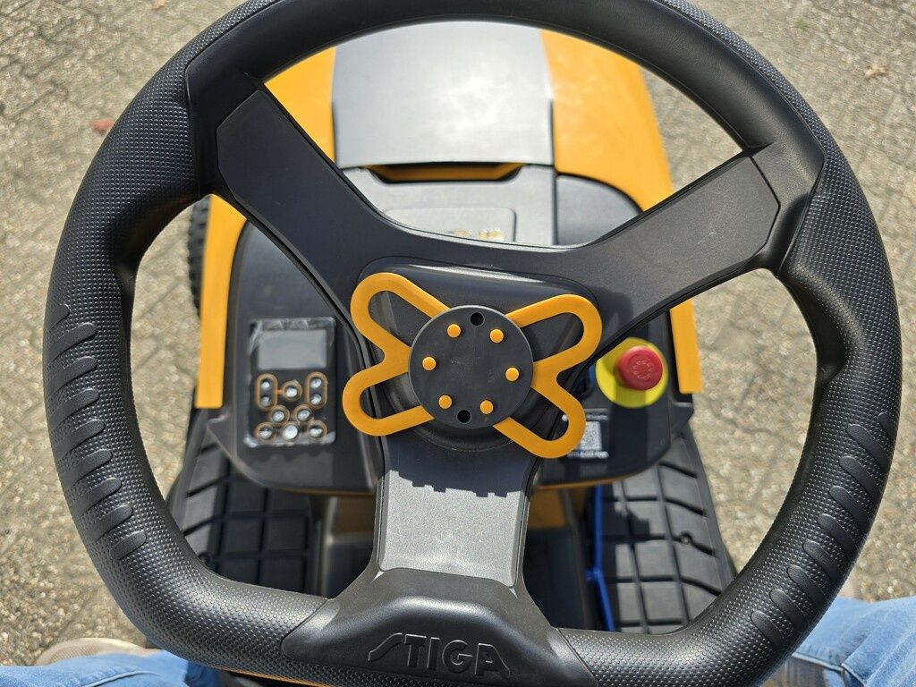 Stiga Estate 798E Demo