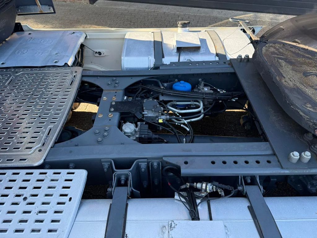 DAF XF 480 SSC Super Space 2x tank LED 325.928KM ACC