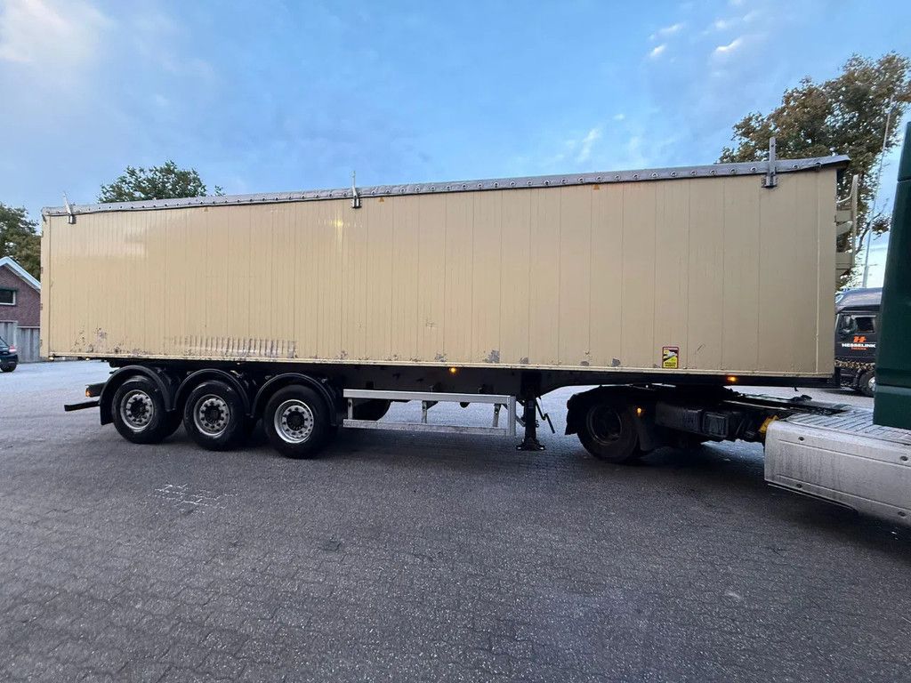Benalu 60m3 Optiliner Vol alu SELF SUPPORT 5.900KG NL Trauil