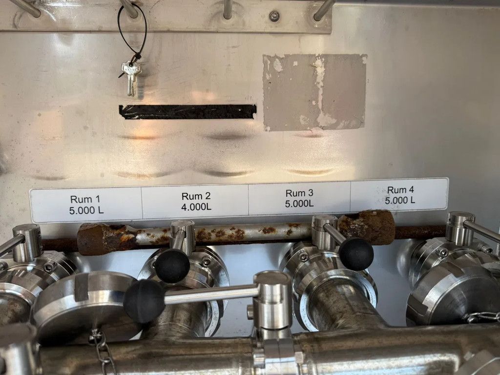Magyar VM Tarm 19.000L RVS/INOX Melk/Milk/Milch Food 3 Rooms Liftas